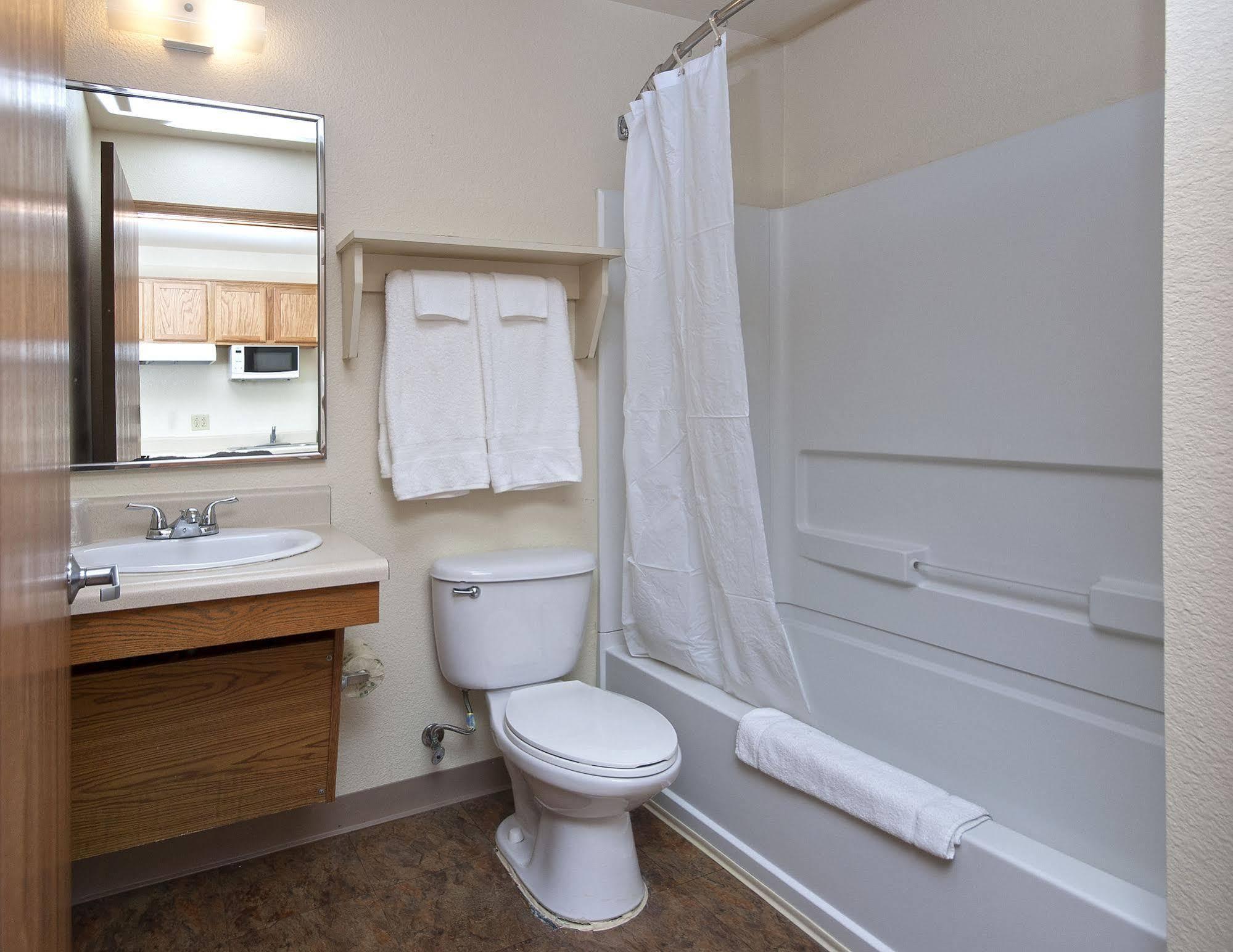Woodspring Suites Augusta Riverwatch Екстериор снимка