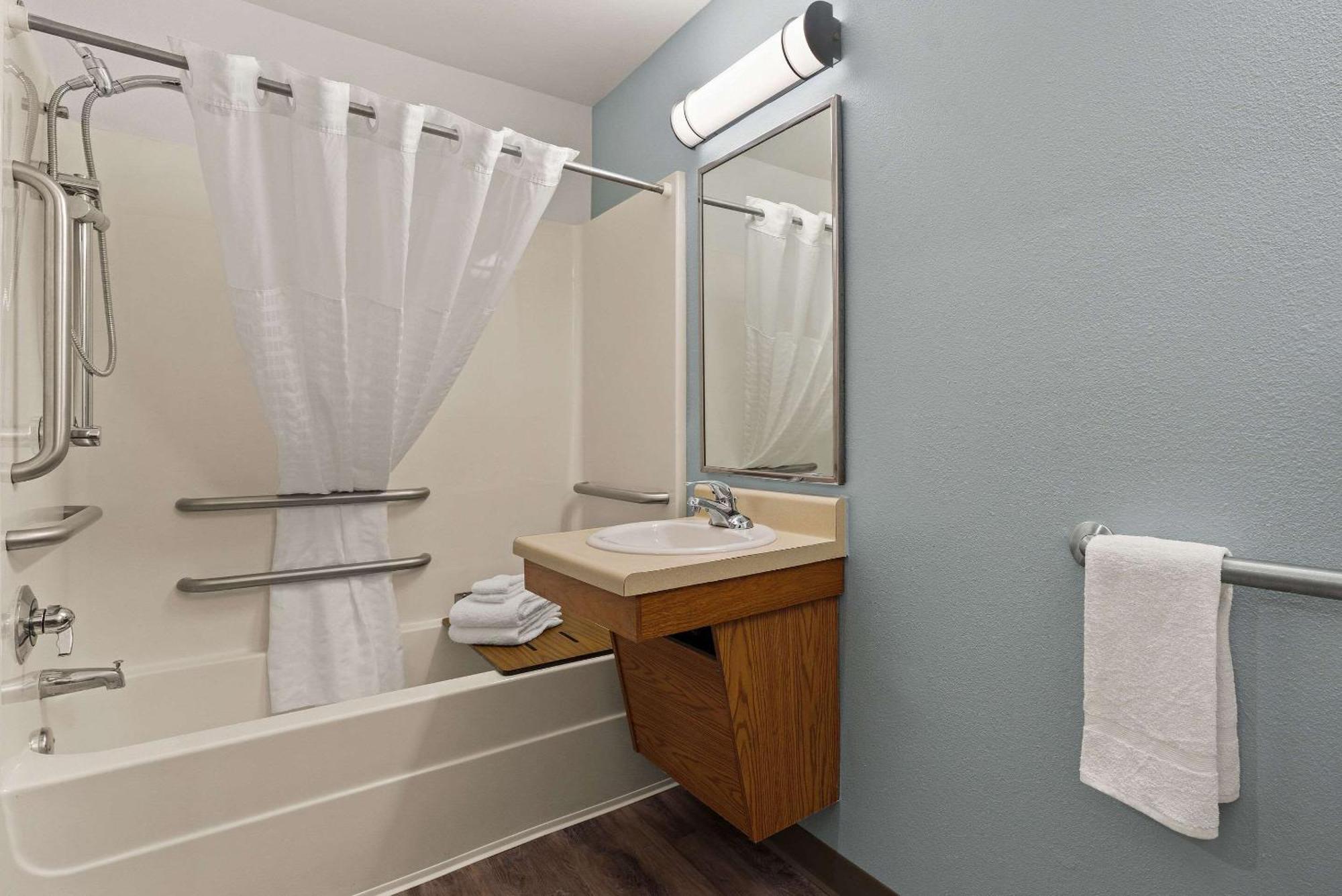 Woodspring Suites Augusta Riverwatch Екстериор снимка