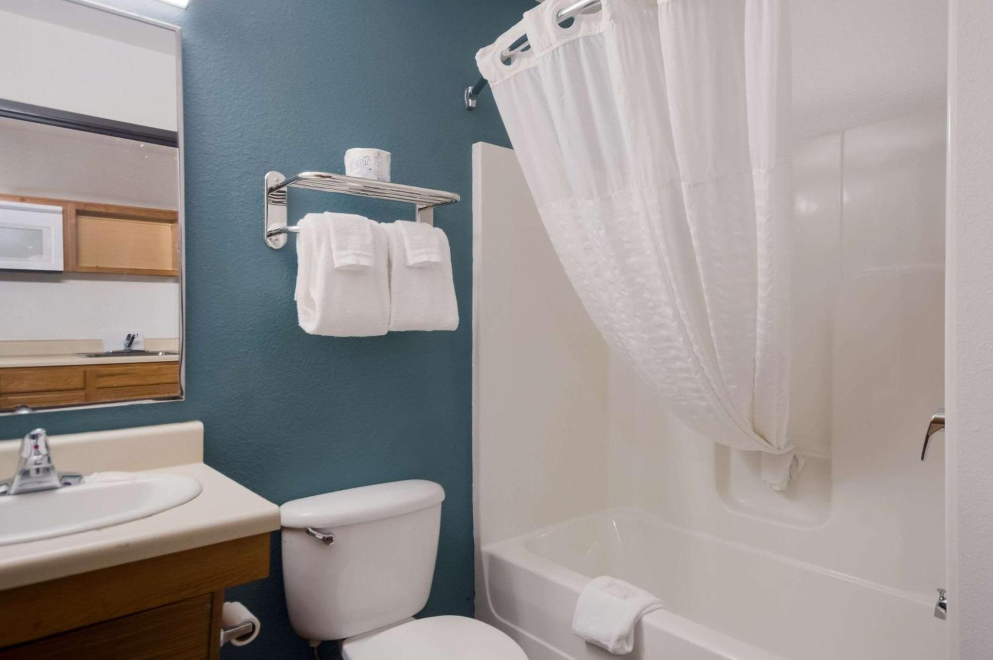 Woodspring Suites Augusta Riverwatch Екстериор снимка